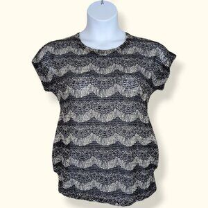 B&W Scallop Knit Top